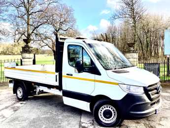 Mercedes-Benz Sprinter 2.1 3.5t Chassis Cab 7G-Tronic Dropside Diesel White at Countryside Commercials (Yorkshire) Ltd Selby