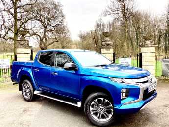 Mitsubishi L200 2.3 Double Cab DI-D 150 Warrior 4WD Auto Pick Up Diesel Blue at Countryside Commercials (Yorkshire) Ltd Selby