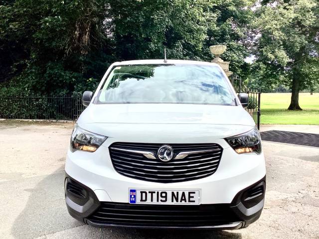 2019 Vauxhall Combo Cargo 2300 1.6 Turbo D 100ps H1 Edition Van