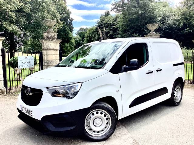 2019 Vauxhall Combo Cargo 2300 1.6 Turbo D 100ps H1 Edition Van
