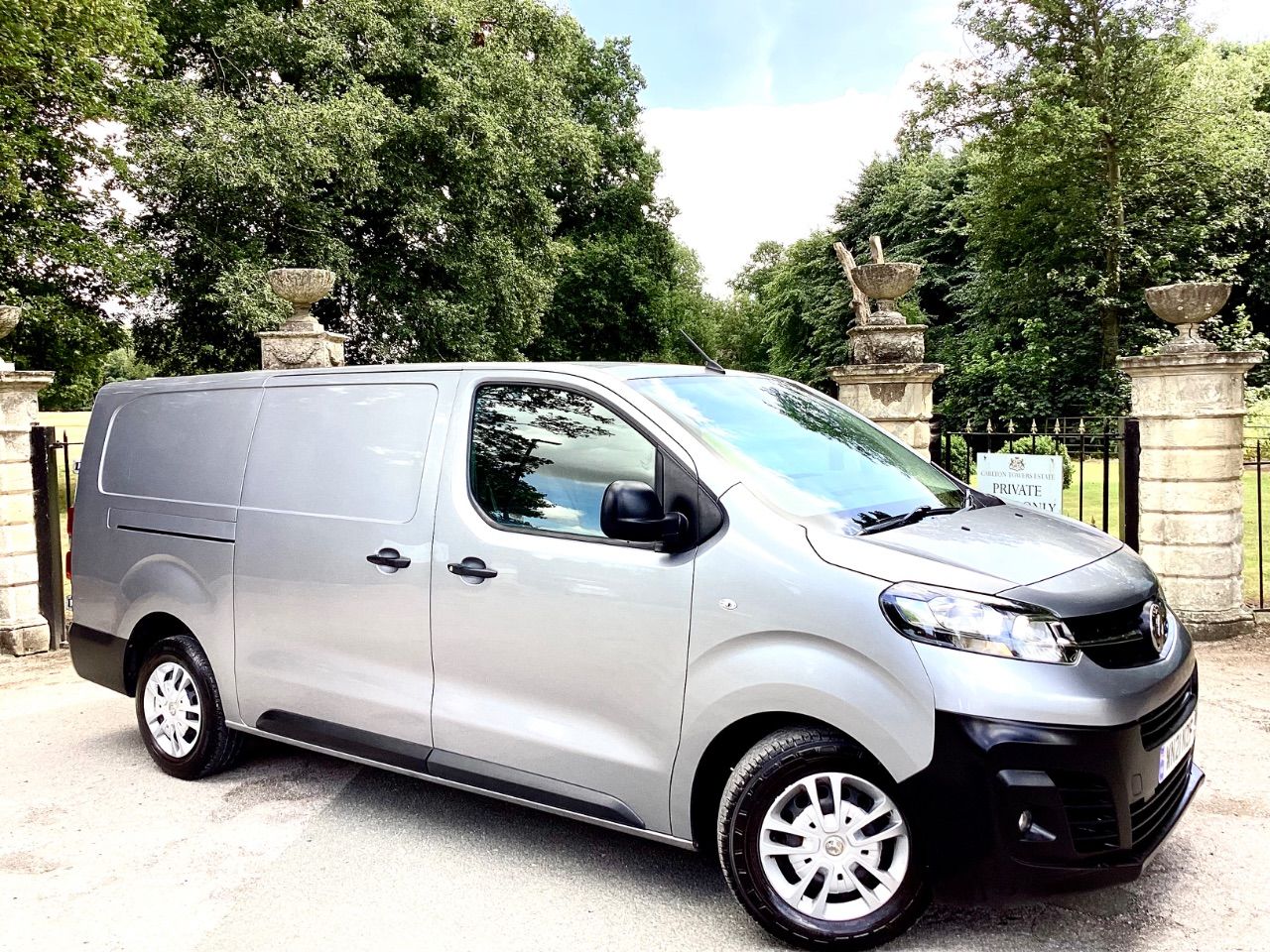2021 Vauxhall Vivaro