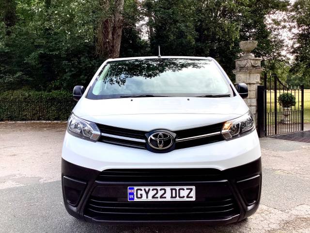2022 Toyota Proace 2.0D 140 Icon Van
