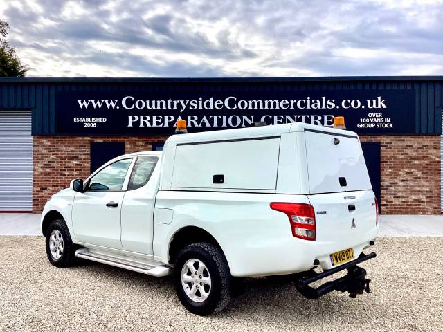 2018 Mitsubishi L200 2.4 Club Cab DI-D 151 4Life 4WD