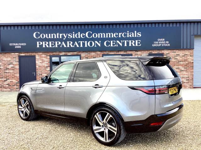 2021 Land Rover Discovery 3.0 D300 R-Dynamic SE 5dr Auto