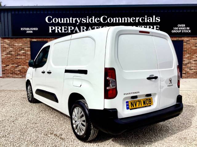 2022 Peugeot Partner 850 1.5 BlueHDi 100 Professional Premium Crew Van