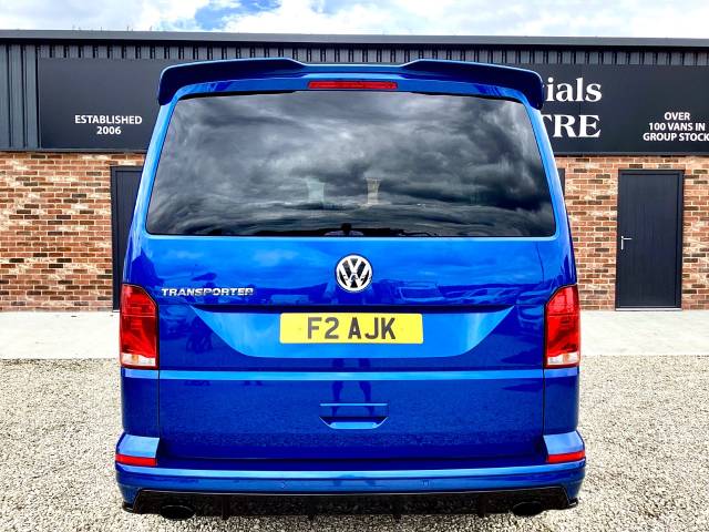 2022 Volkswagen Transporter 2.0 TDI 150 Highline Kombi Van