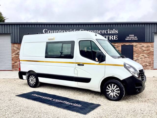 Vauxhall Movano 2.3 Turbo D 135ps H2 Van Panel Van Diesel White
