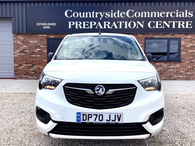 2020 Vauxhall Combo Cargo 2300 1.5 Turbo D 100ps H1 Sportive Van