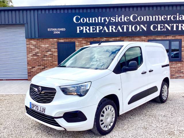 2020 Vauxhall Combo Cargo 2300 1.5 Turbo D 100ps H1 Sportive Van