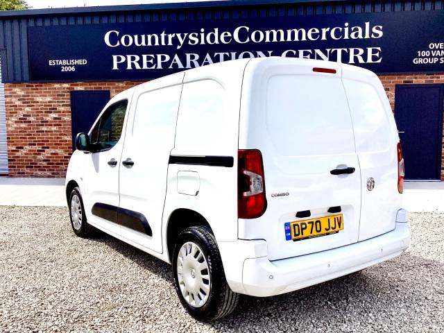2020 Vauxhall Combo Cargo 2300 1.5 Turbo D 100ps H1 Sportive Van