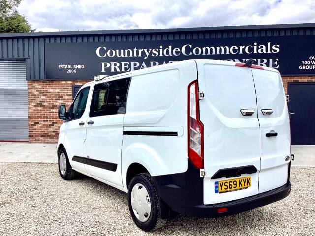 2020 Ford Transit Custom 2.0 EcoBlue 105ps Low Roof D/Cab Leader Van