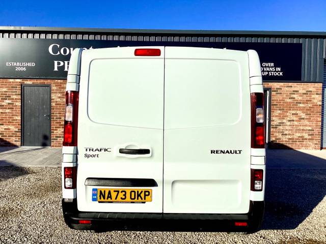 2023 Renault Trafic 2.0 LL30 Blue dCi 130 Sport Van