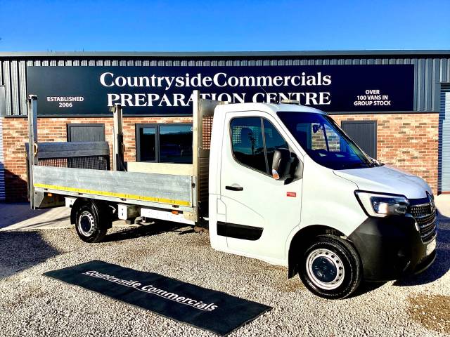 Renault Trucks Uk Master 2.3 dCi 145 3T5 Comfort Chassis Cab Dropside Diesel White