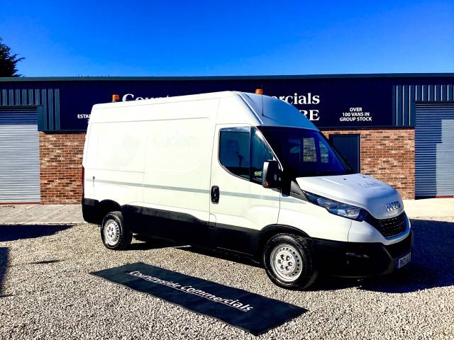 Iveco Daily 2.3 DAILY 35S12V Panel Van Diesel White